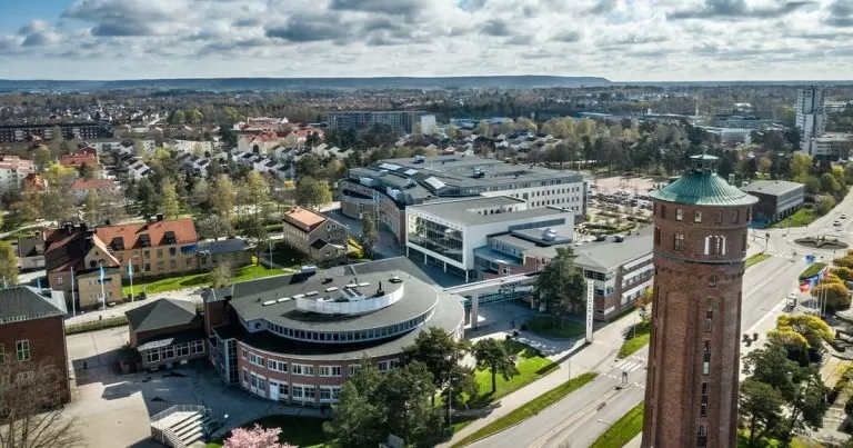 move to gothenburg study univerisites university west 01